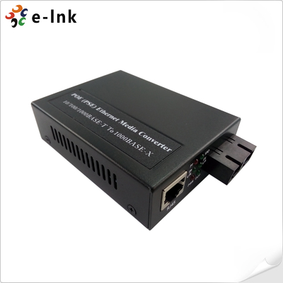 1-Port 1000BASE-SFP เป็น 2-Port 10/100/1000BASE-T 802.3at PoE Media Converter