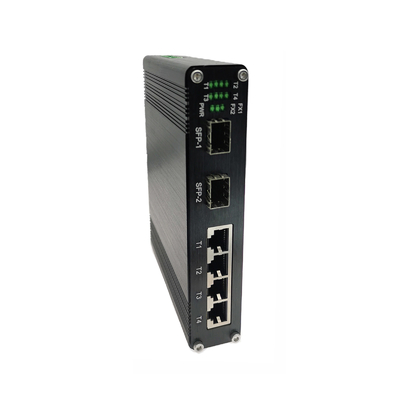 อุตสาหกรรม 4-port 10/100/1000Base-T + 2-port 1000BASE-X Ethernet Switch
